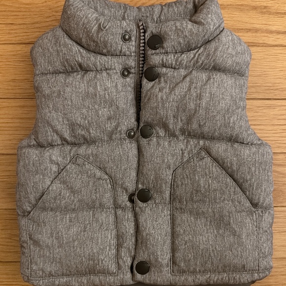 GAP Toddler Puffer Vest – Size 18-24 M, Grey - Picture 1 of 6